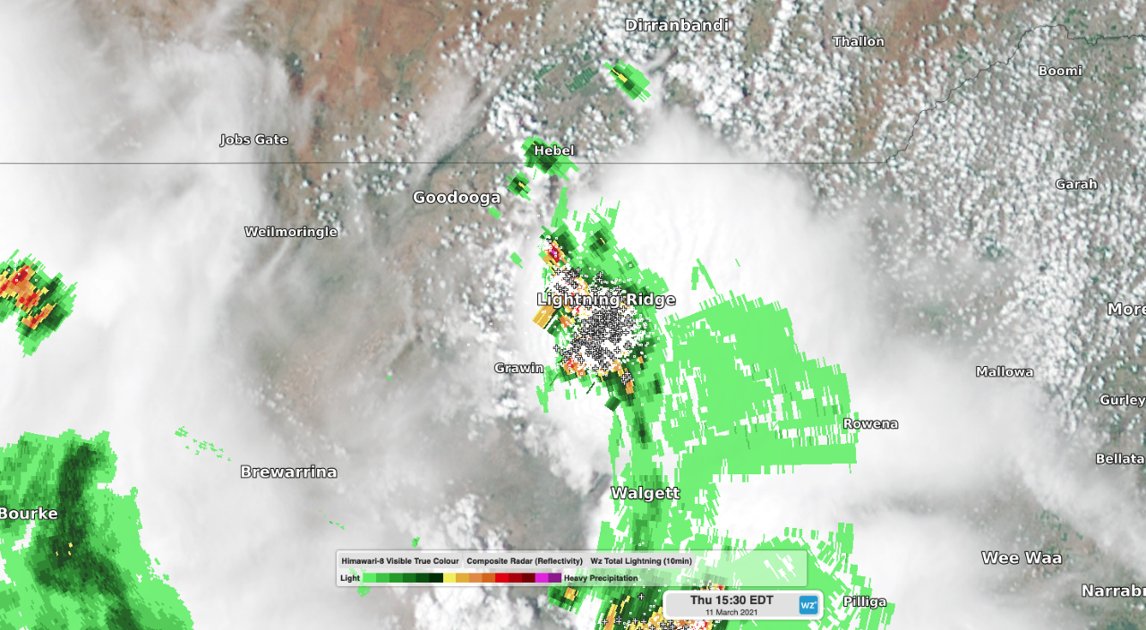 Zap! NSW town of Lightning Ridge lives up to its name