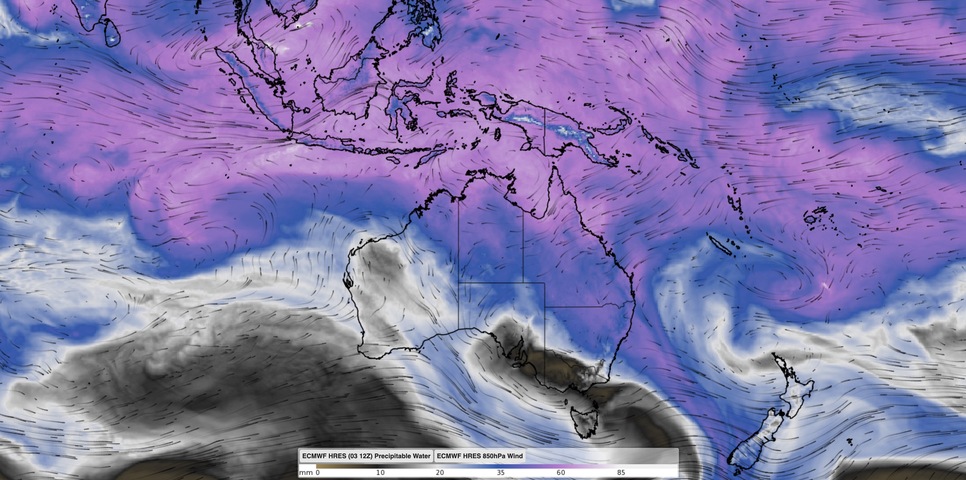 Image: Modelled precipitable water and 850 hPa wind at 2pm AEDT on December 4, showing abundant tropical moisture near Australia. Source: Weatherzone