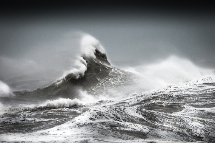 Image: Now that's what we call 'mountainous seas'. Source: iStock/RichardALock