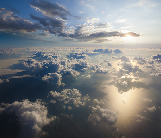 Image: The tropical Pacific Ocean and its overlying atmosphere are in a La Niña pattern. Source: iStock / guvendemir