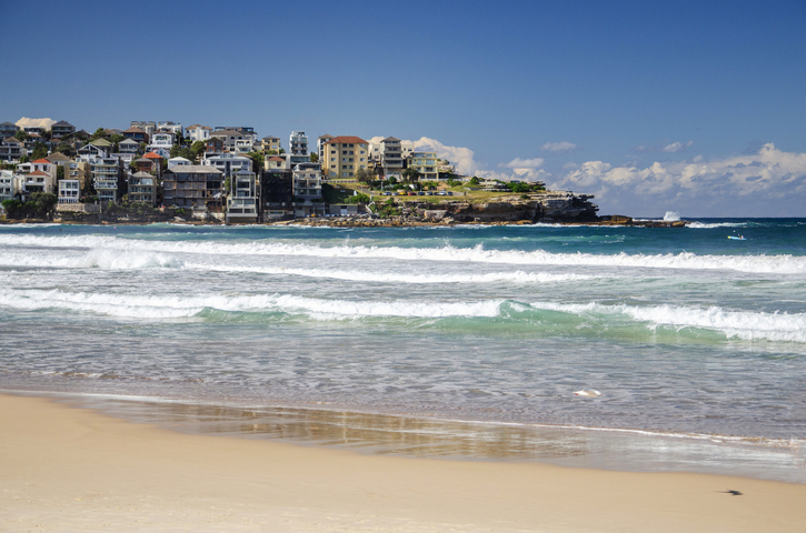 Image: It'll be a top day for a dip at Bondi Beach until the southerly arrives later on Wednesday afternoon. Source: iStock/darrios44