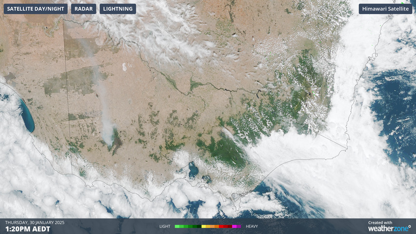 Image: Satellite imagery reveals the smoke plume stretching around 500km in a north to northwesterly direction. Source: Weatherzone