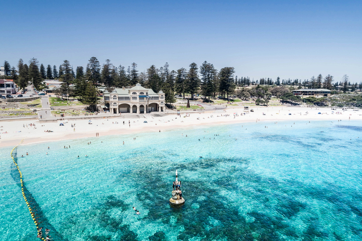 Image: It was an autumn scorcher with only a moderate sea breeze which made Cottesloe all the more enticing. Source: iStock/Kyle Gillespie