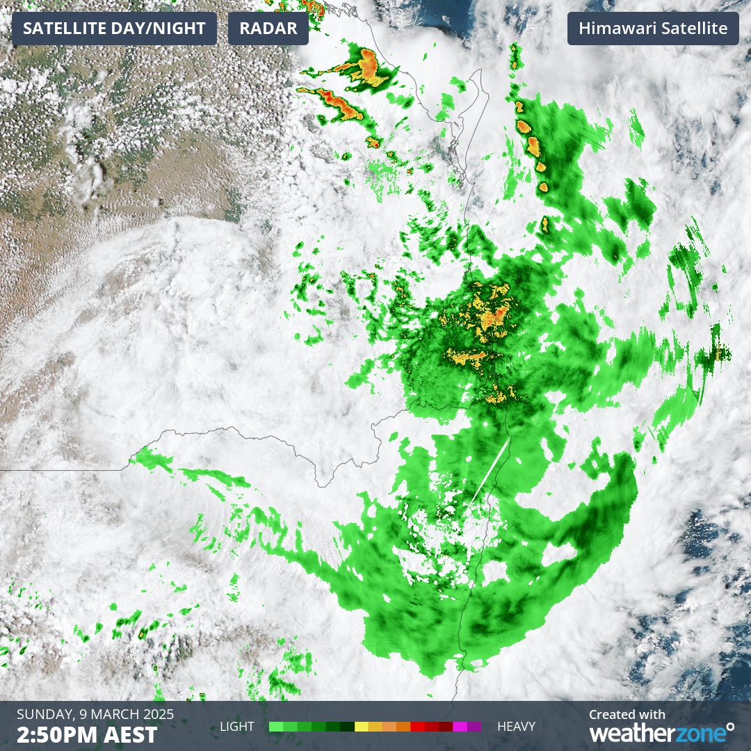 Image: Ex-Tropical Cyclone Alfred is continuing to bring heavy rain to SE Qld and NE NSW. Source: Weatherzone